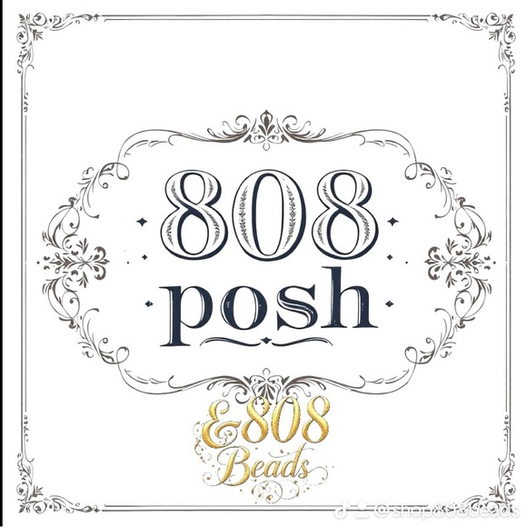 Meet your Posher, Amy, owner of 808BEADS x 808POSH - Picture 2 of 8
